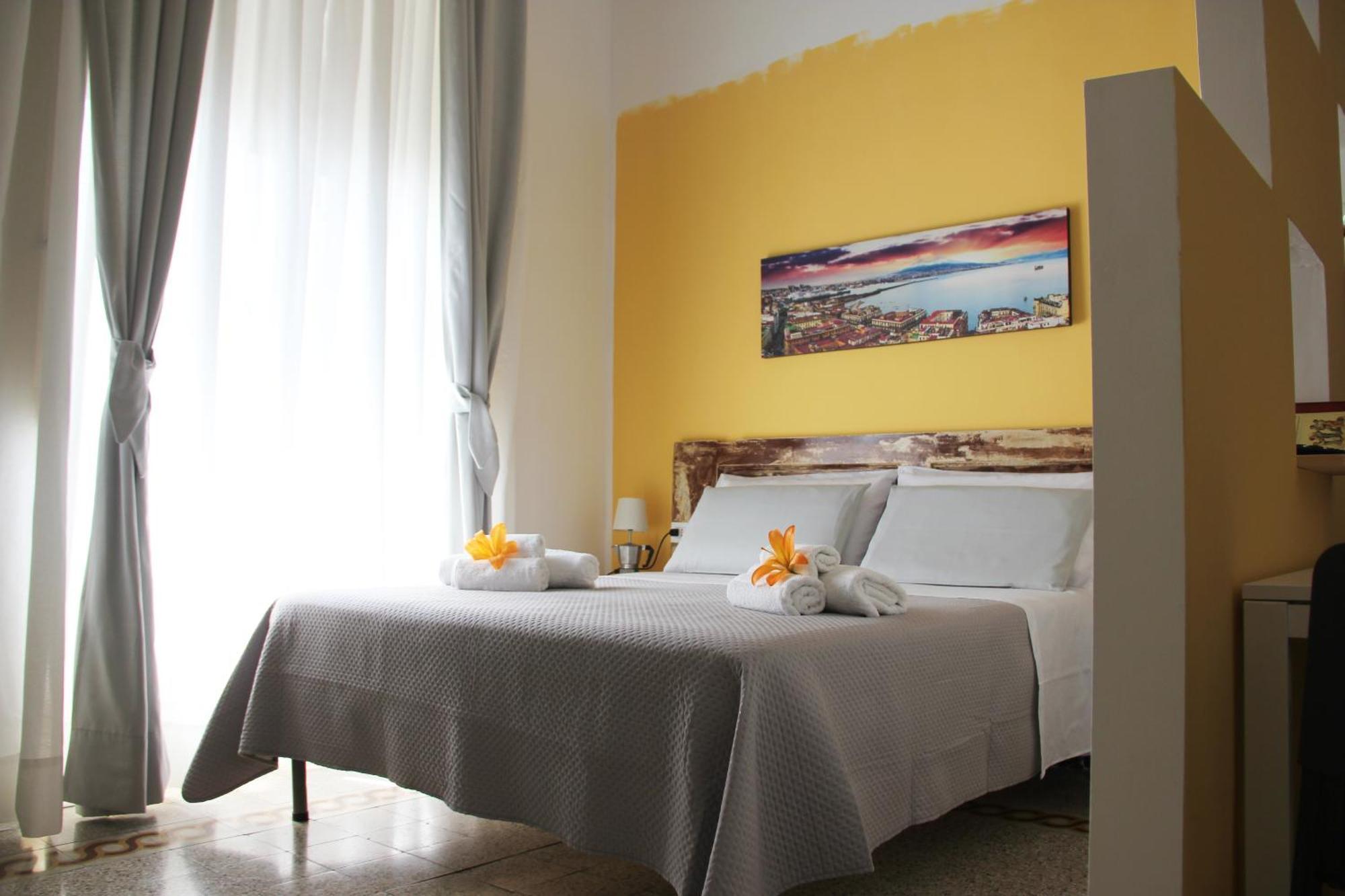 Le Guarattelle House Teresina Room Napels Buitenkant foto
